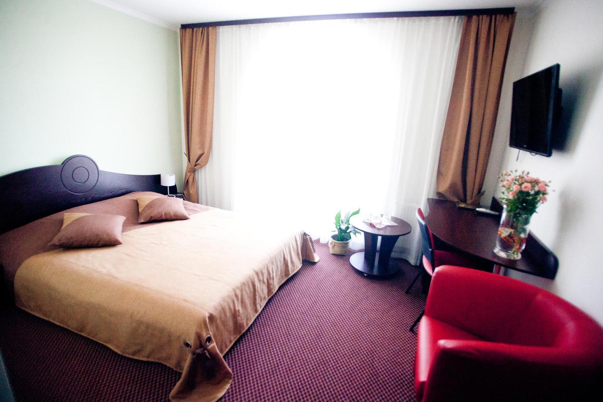 Terminal-A Hotel Ryasne-Ruske Bagian luar foto